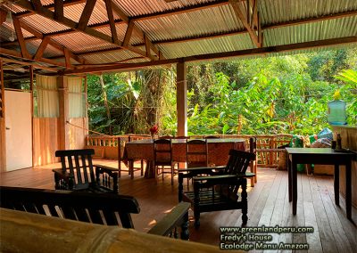 Eco-lodge-Manu-Amazon-Fredys-house-dinningroom